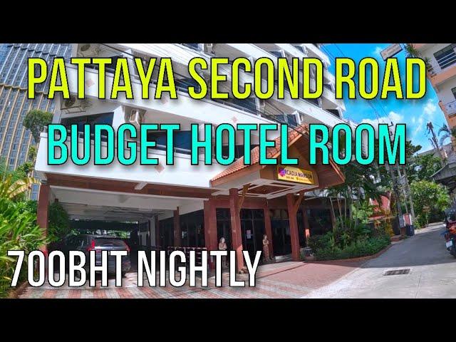 GREAT VALUE CENTRAL PATTAYA 2ND ROAD BUDGET HOTEL HIGH SEASON REVIEW Arcadia Mansion 700BHT NIGHTLY