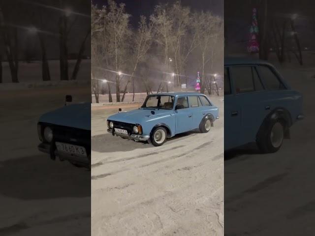 За секунду до