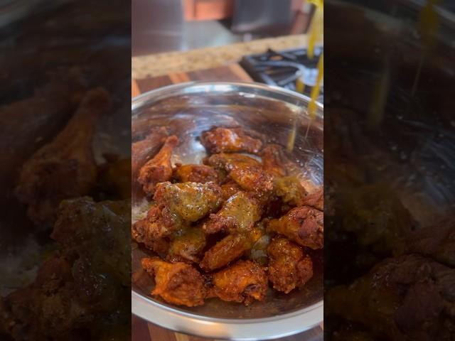 I got the best Lemon Pepper Chicken Wing Recipe on the planet  #shorts