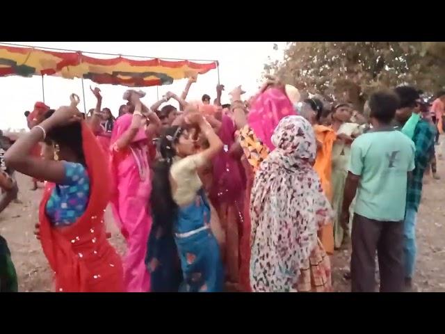 बेना मारी कुतरी थे रगती रगती आवे // Reena Dodiyar // वागड़ी गित // 2022 //