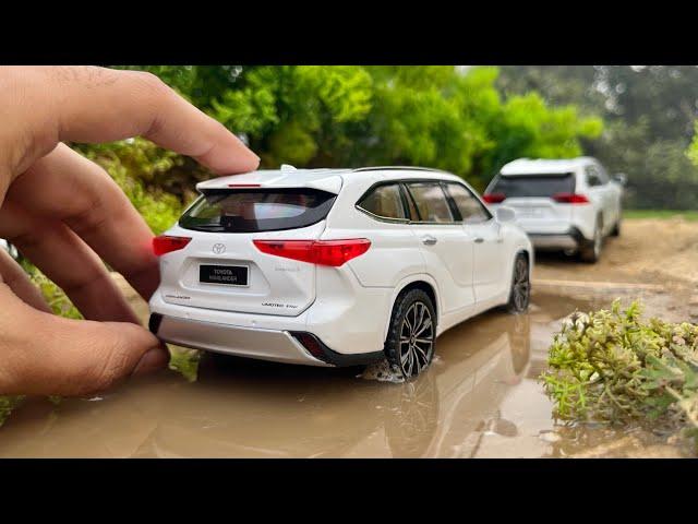 Mini Toyota Highlander SUV | Off roading | Diecast Model Car Unboxing