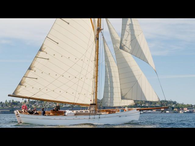 Installing the Capstan / hoisting topsails!