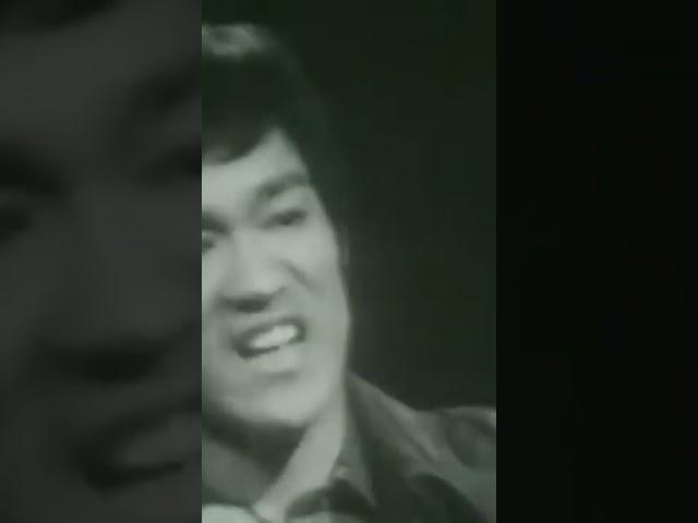 Bruce lee ki last interview  combination of naturalness and unnaturaless  #Bertamiráns f.c.