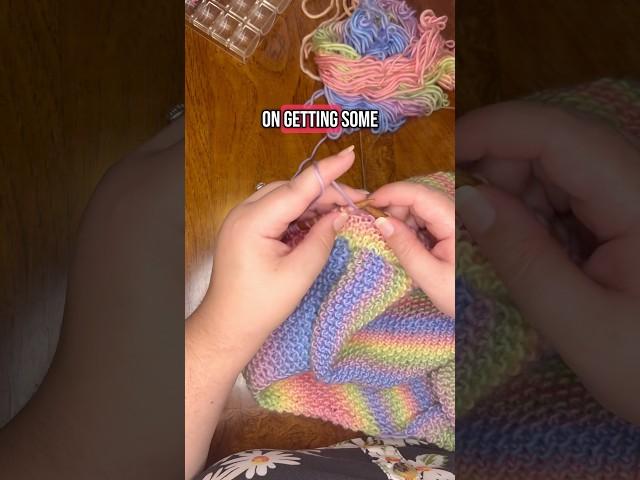 #knitting #fiberart #knittingpattern #knit #handmade #art #artist #yarn #knitspiration