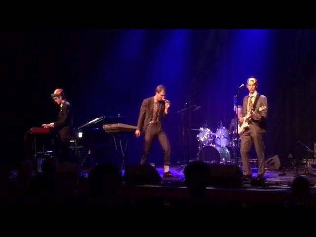 St. Nirolar - Code Rood (live @ Dwarslopers, TivoliVredenburg)