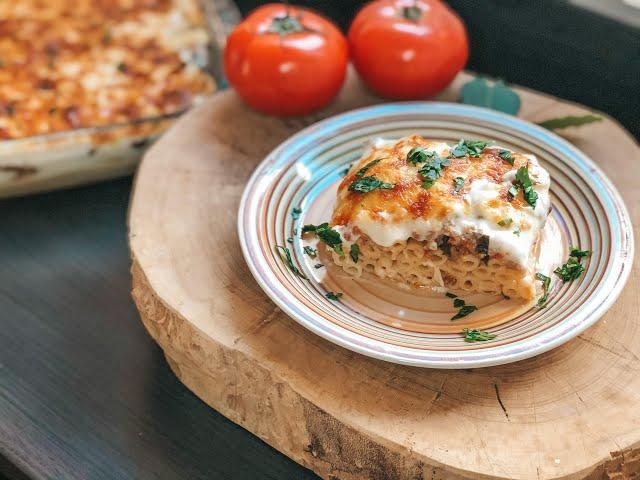 Пастицио - греческая запеканка с макаронами и фаршем под соусом «Бешамель»