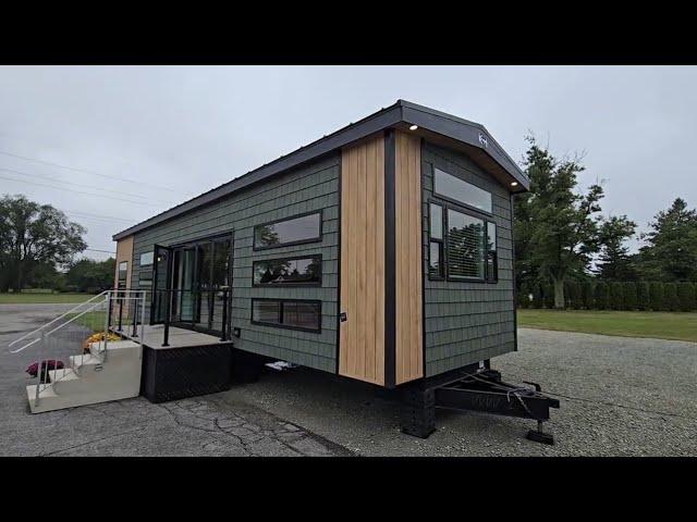 THIS TINY HOME WILL BE UNSTOPPABLE..... IN CANADA!