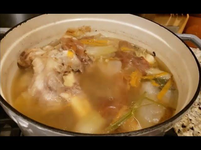 How to Make a Basic Meat Stock. Easy and Cheap.