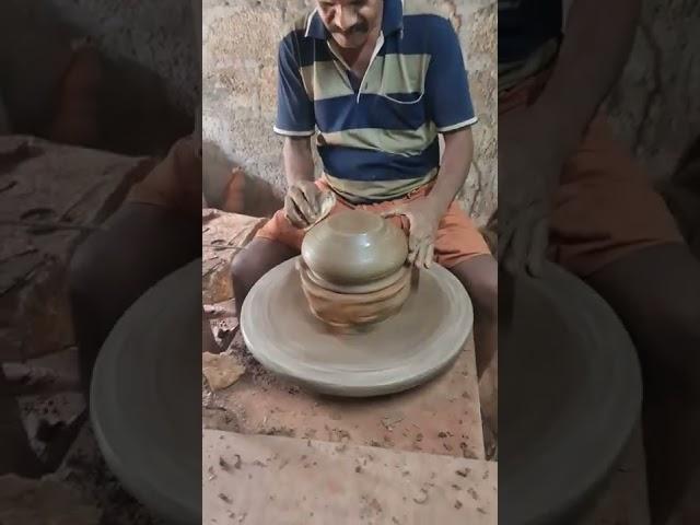 Craftmanship dedication towards work #pottery #samsungnote20ultra5g