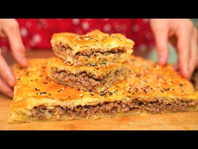 Delicious minced meat pie on plain puff pastry