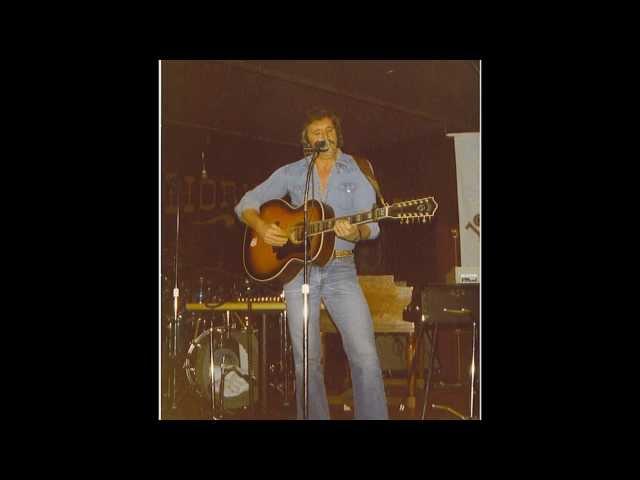 Joe Cannon Performs Toocie and the River