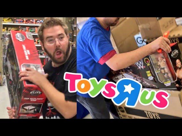 EPIC SHOWDOWN VS SCALPERS AT TOYSRUS FOR RAW MAIN EVENT RING!