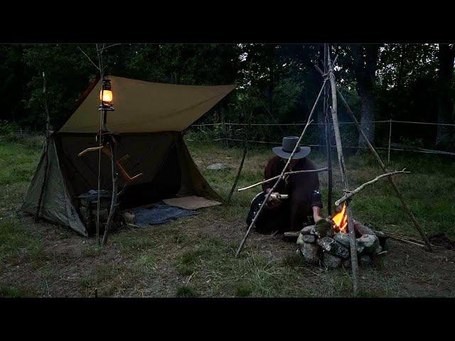 4 Legged Friends - Bushcraft, camping, baker tent, smoking meat, campfire cooking, relaxing