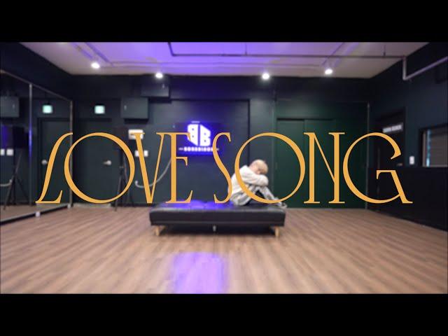 Yoon Jisung(윤지성) - 'LOVE SONG' 안무 영상 DANCE PRACTICE VIDEO