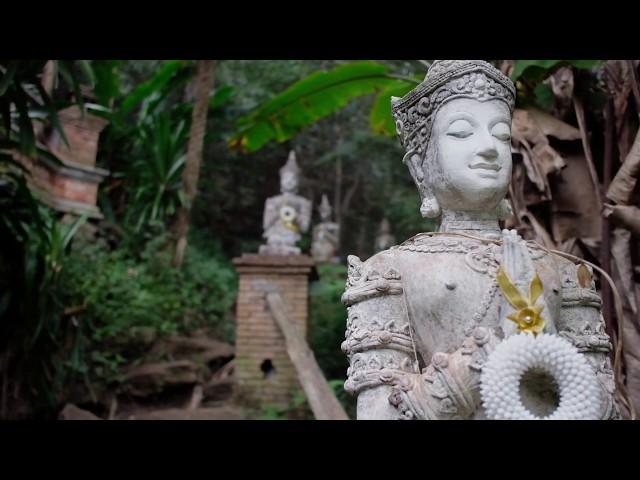 Wat Pha Lat (The Monk's Trail)