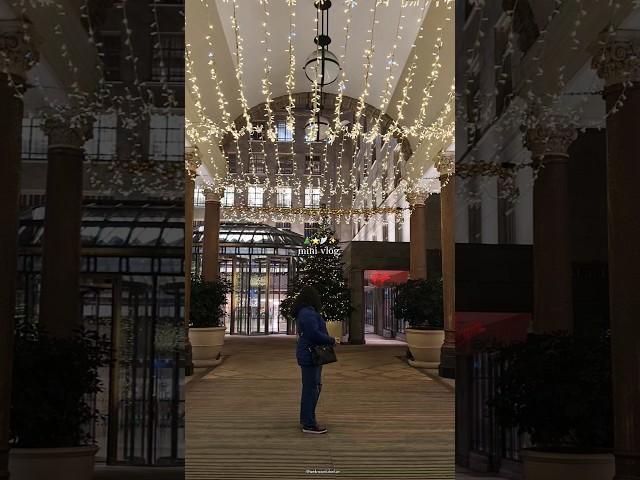 Mini vlog #christmasdecorations #coventgarden #minivlog #sza #christmasinlondon  #trending #london