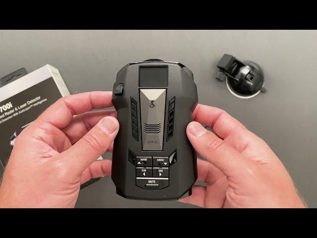 Cobra RAD 700i Unboxing Video