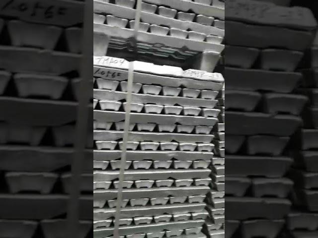 Aluminum ingot ready to export from Japan