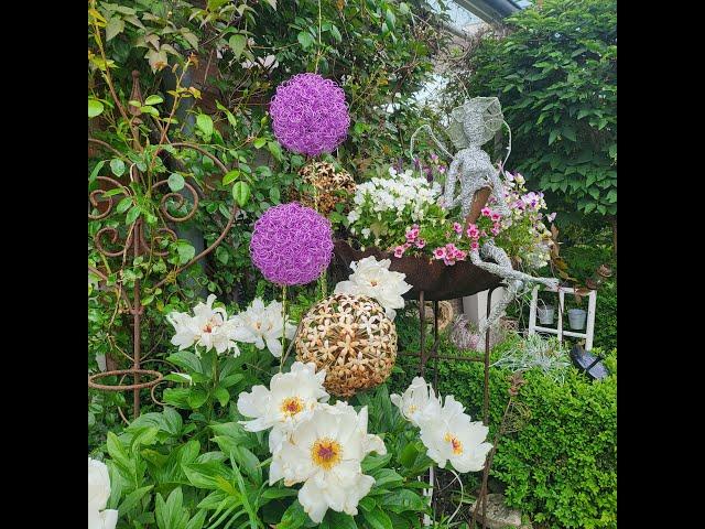 GARTENZAUBER /  ALLIUMBLÜTE aus DRAHT