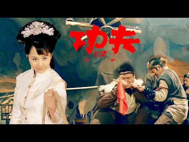 ️10位宗师挑战少女，不料她仅用一只手轻松获胜！ ️ #KungFu #甄子丹 #功夫#少林#功夫#美女#武俠#中国电影#玄幻#中國功夫#功夫大師#中国电视剧#擂台