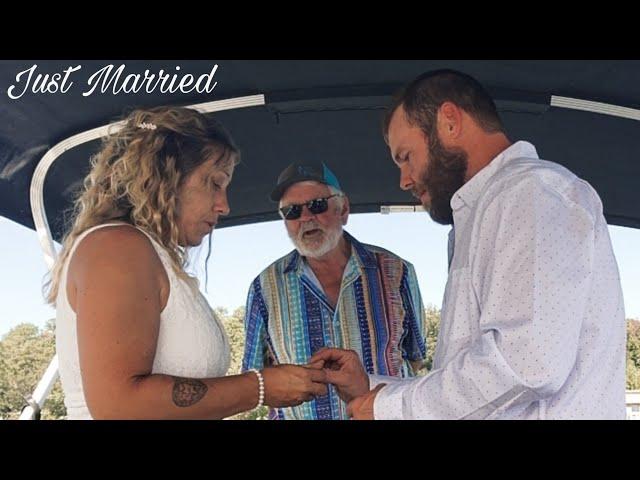 Wedding Video | We GOT MARRIED on a Boat !!