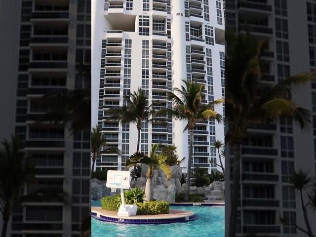 Living In Miami. Trump Tower Residences. #shorts #miami