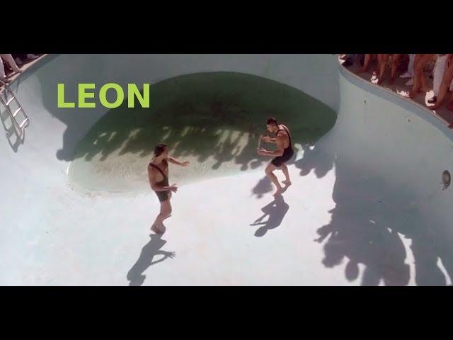 LEON |1990 | POOLFIGHT | JEAN CLAUDE VAN DAMME | PACO CHRISTIAN PRIETO