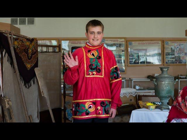 Kostya teaches about traditional clothing for boys in Russia