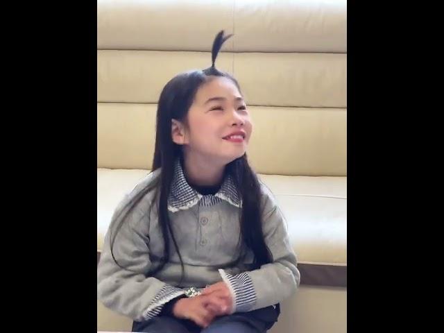 说她毛（小啾啾）有点塌 她还知道笑 #罕见病女孩的生活