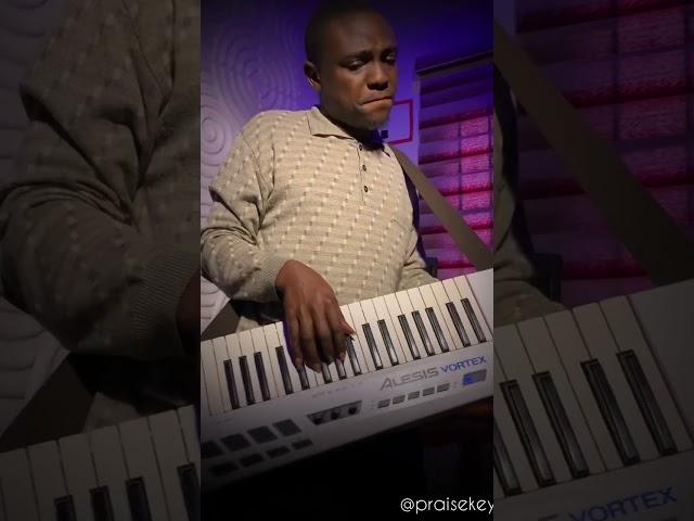 “This ‘Lonely at the Top’ Cover on Keytar is Just Beautiful ”