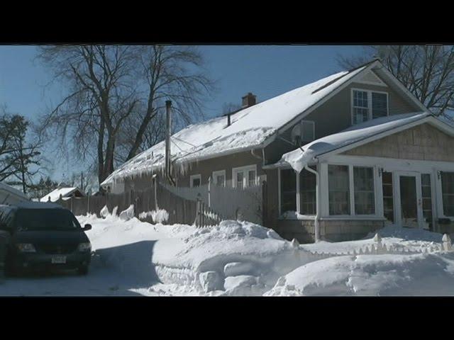 Does homeowner’s insurance cover snow and ice damage?