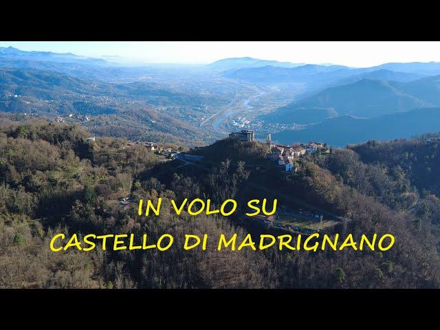 In volo su Castello di Madrignano, frazione di Calice al Cornoviglio