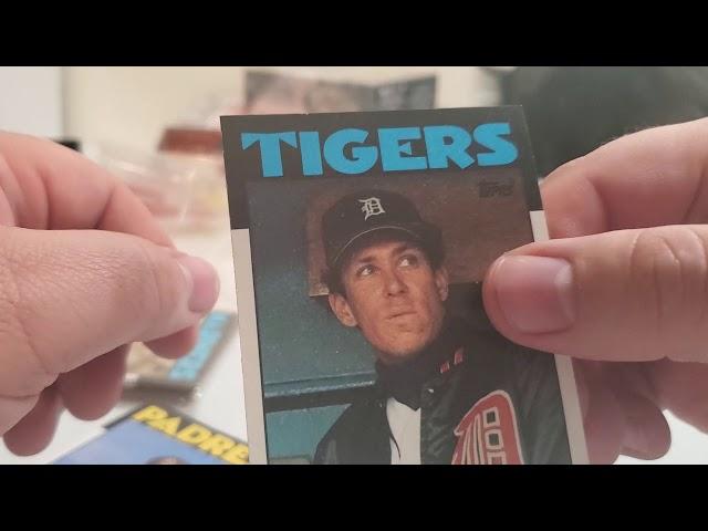 TIME MACHINE TUESDAY 1986 TOPPS..HOFS HIT! GRADABLE?!