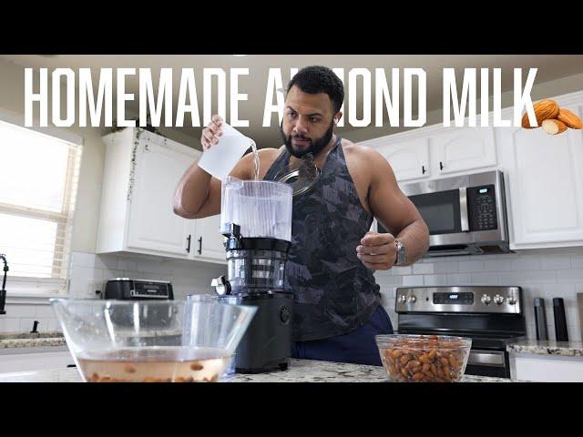 Homemade Almond Milk in minutes | Its really that easy!