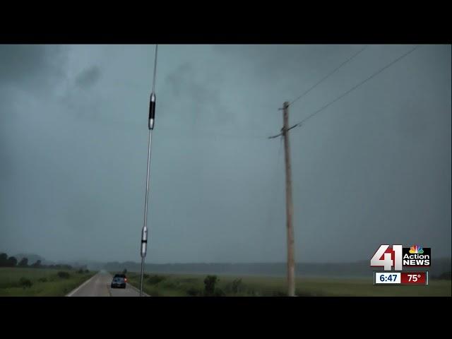 Tornado moving toward Bonner Springs