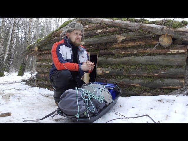 dugout , bushcraft winter fishing , fell through the ice , dry on the shore in winter