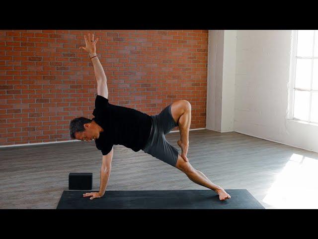 Strengthen Core & Improve Balance | 30-Min Power Yoga  with Travis