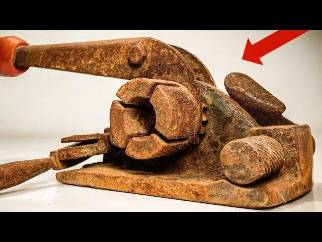 Rusty Antique Box Strapping Tensioner Tool Restoration - Old and New Mix Restoration Projects