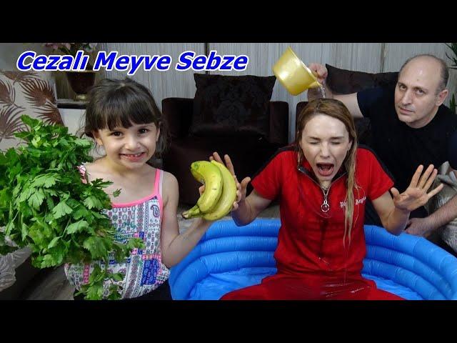 SOĞUK SU CEZALI MEYVE SEBZE CHALLENGE! SIRILSIKLAM OLDUK! RUKİYE ÇETİNKAYA