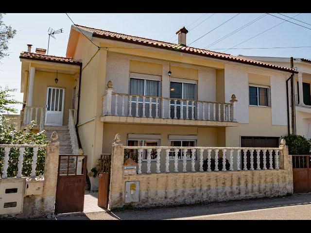 JOÃO CATULO - MORADIA T3+3 COM GARAGEM E TERRENO NA LOUSÃ