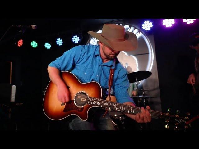 Chris Petersen Live Performance, Million Dollar Cowboy Bar