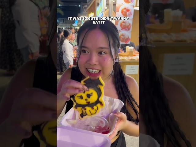 Everything I ate at the viral night market in Thailand 