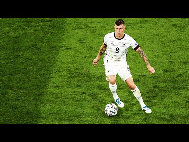 Toni Kroos - The Master of His Art