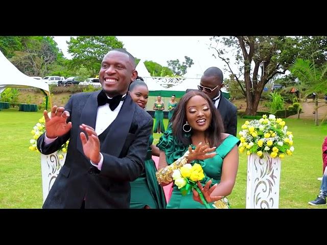 short clip of our wedding...  Emerald green for a garden wedding never disappoints