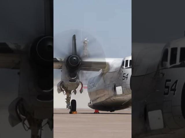 C2 Greyhound taxis to runway #navy #military #airshow #shorts #viralvideo