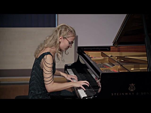 Liszt Ballade No. 2 in B minor S.171 - Dora Grizelj, piano