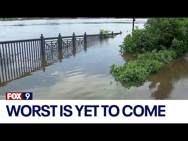 Mississippi River swelling to flood stage in St. Paul