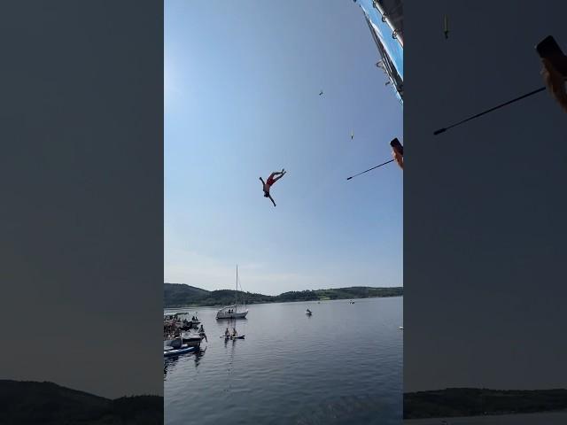 NAME THIS DIVE