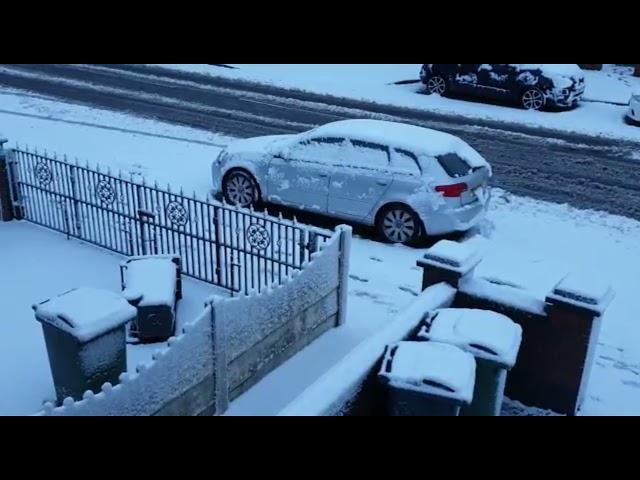 Snow Falling and Shortypeng cant find his Gazebo