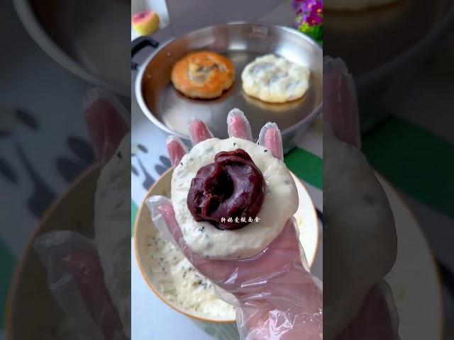Soft and sweet bean paste pie without kneading and rolling the dough, it is easy to make and del
